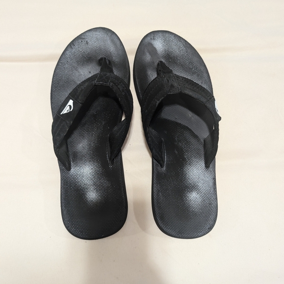 🛍️4 For $15🛍️Quiksilver Black Flip Flops - Picture 1 of 7